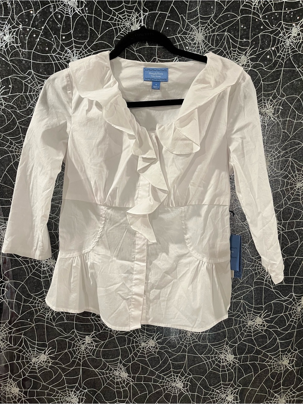 Gothic Simply Vera Vera Wang White Ruffle-Front Blouse